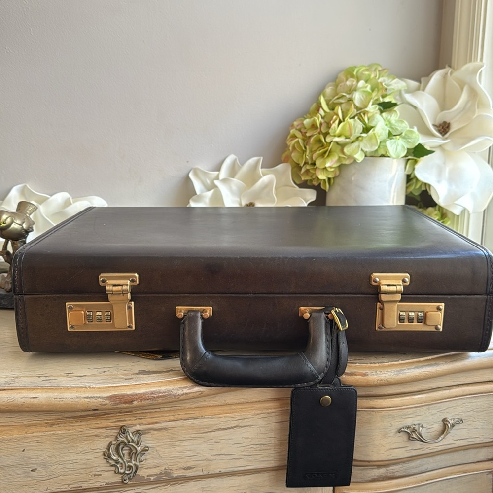 ULTRA RARE! Coach Vintage Classic Legacy Hardshell Briefcase in Black Leather - Picture 9 of 16